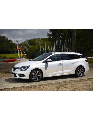 AVISA Rear bumper protector Renault Megane Grandtourer IV (2016-…) 