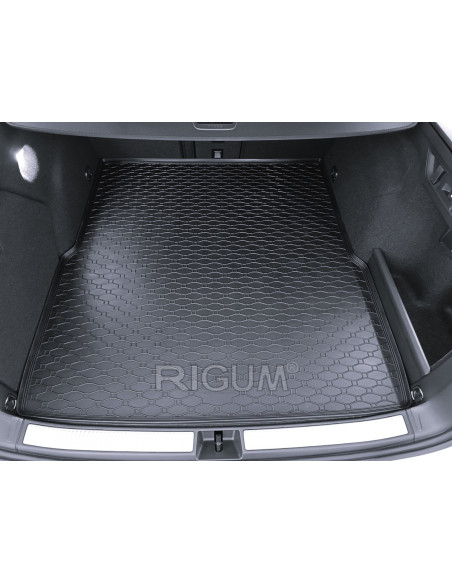 RIGUM Багажный резиновый коврик (универсал) Volkswagen Passat IX (B9) (2024-...)