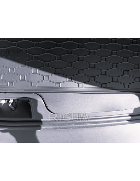 RIGUM Trunk rubber mat VOLVO XC70 (2008-2016) / V70 (2008-2016)