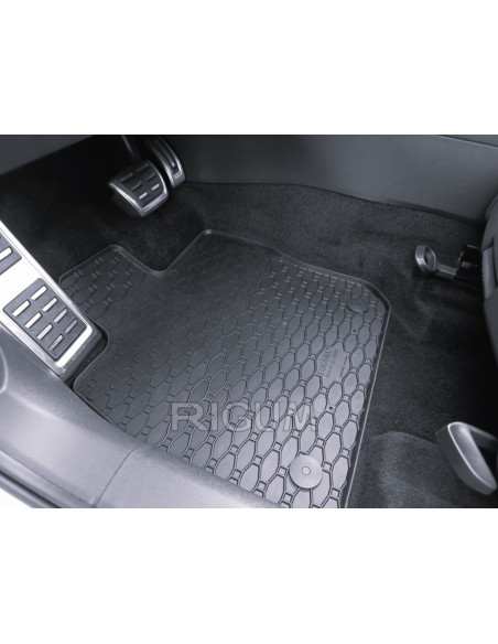RIGUM Floor rubber mats VW Passat 2024- (B9)